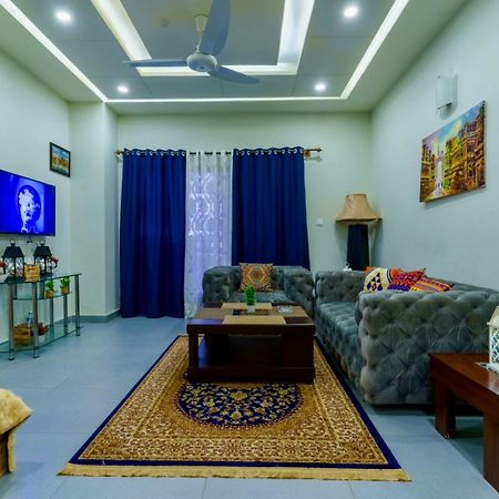 B&B Mumtaz City Islamabad Bagian luar foto