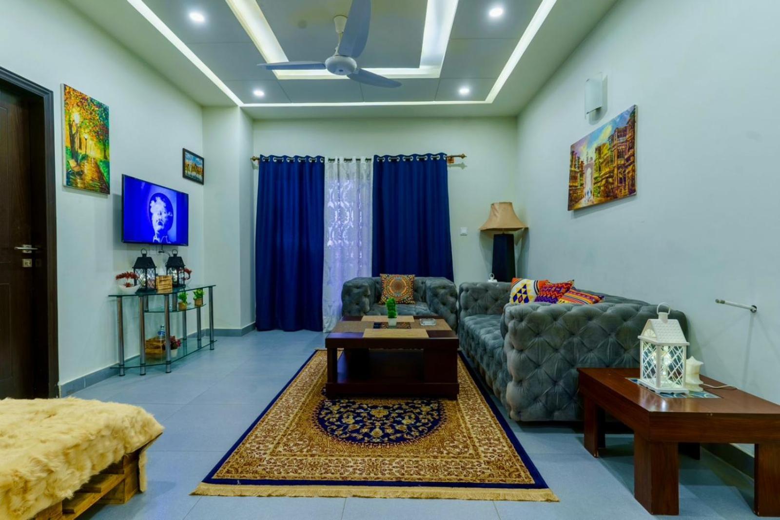 B&B Mumtaz City Islamabad Bagian luar foto